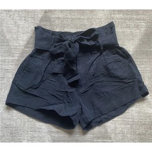 American Eagle Outfitters Women's Blue Paperbag Shorts W/ Tie Belt- Size 00